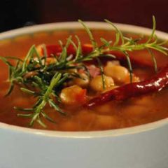 Sopa de Garbanzos