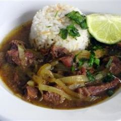 Bistec Encebollado<br>Steak with Onions